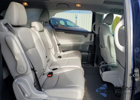 2019 Honda Odyssey Exl z USA, uszkodzony, nr VIN 5FNRL6H74KB088316